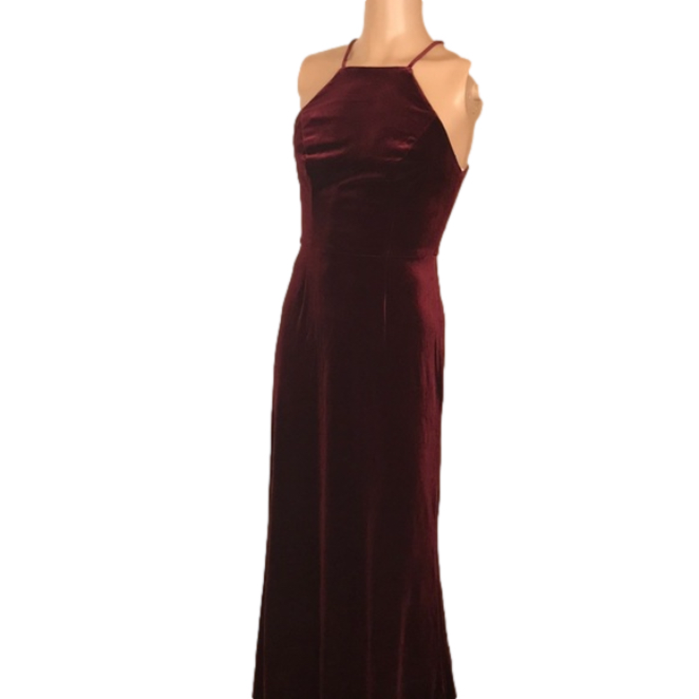 DB studio gown